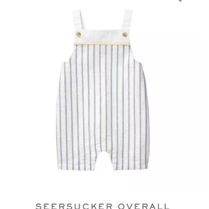 Piano and Jack seersucker overall features stripes, back pockets 18-24 months
